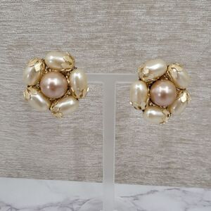 Japan Vintage Mid Century Faux Pearl Clip On Earrings Gold Toned Statement